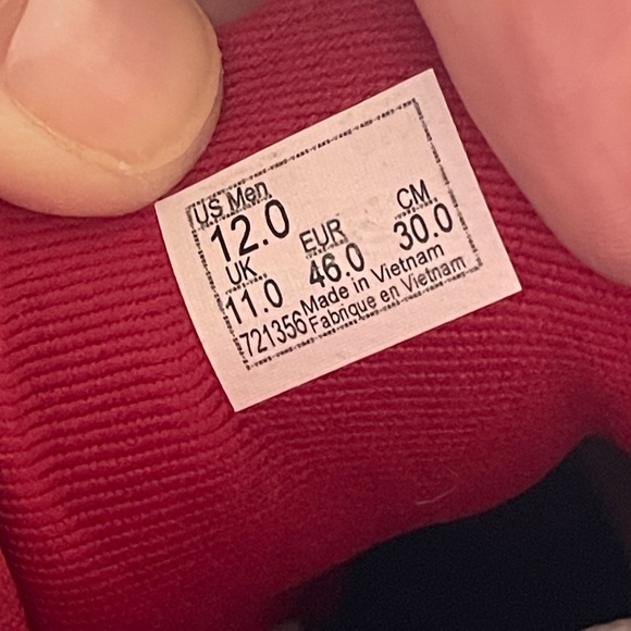 Vans • Mens size 12 - Picture 3 of 7